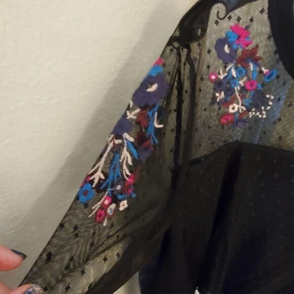 Lane Bryant‎ SHEER lace embroidered yoke bell sleeve shirt plus size 18 20 2X - Picture 7 of 13